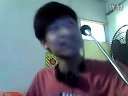 牛人忐忑。表情更忐忑。