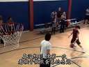 搞笑,男生打篮球输给女友后发飙