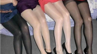 暗访丝袜会所女孩用脚服务