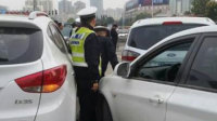 郑州警匪追逐多车受损