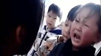 实拍幼教打孩子一分多钟