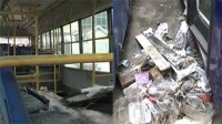沈阳市区8辆公交车成厕所