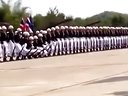 泰国阅兵上演多米诺骨牌表演