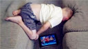 熊孩子懒到家!ipad另类玩法