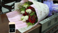 男子离婚法庭浪漫求婚遭拒