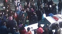 实拍全能神信徒围攻派出所