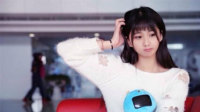 宅男女神泣声揭青春伤疤
