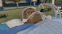 男子保护儿童斗歹徒成植物人
