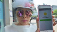 尼泊尔公主筹2万救灾