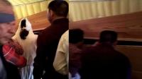 老人棺材中异动被疑复活