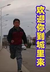 (4)