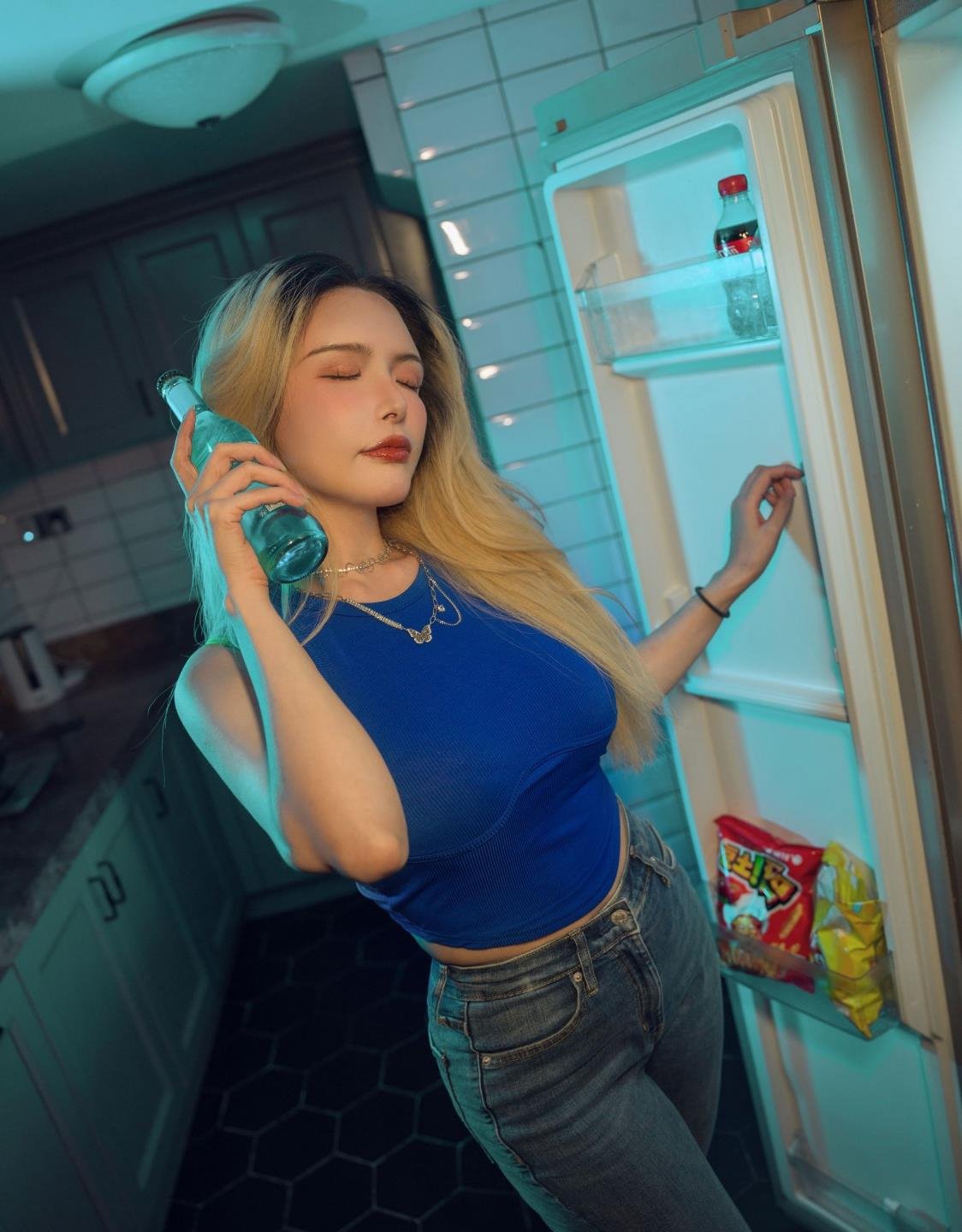 �պ������ٸ�һ����������Ѹ������