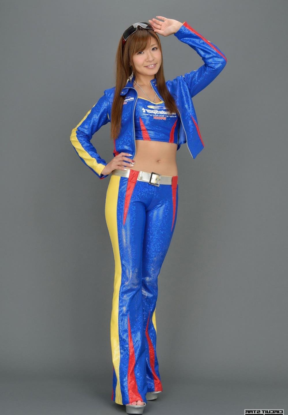 ��ɫ��Ѹ������