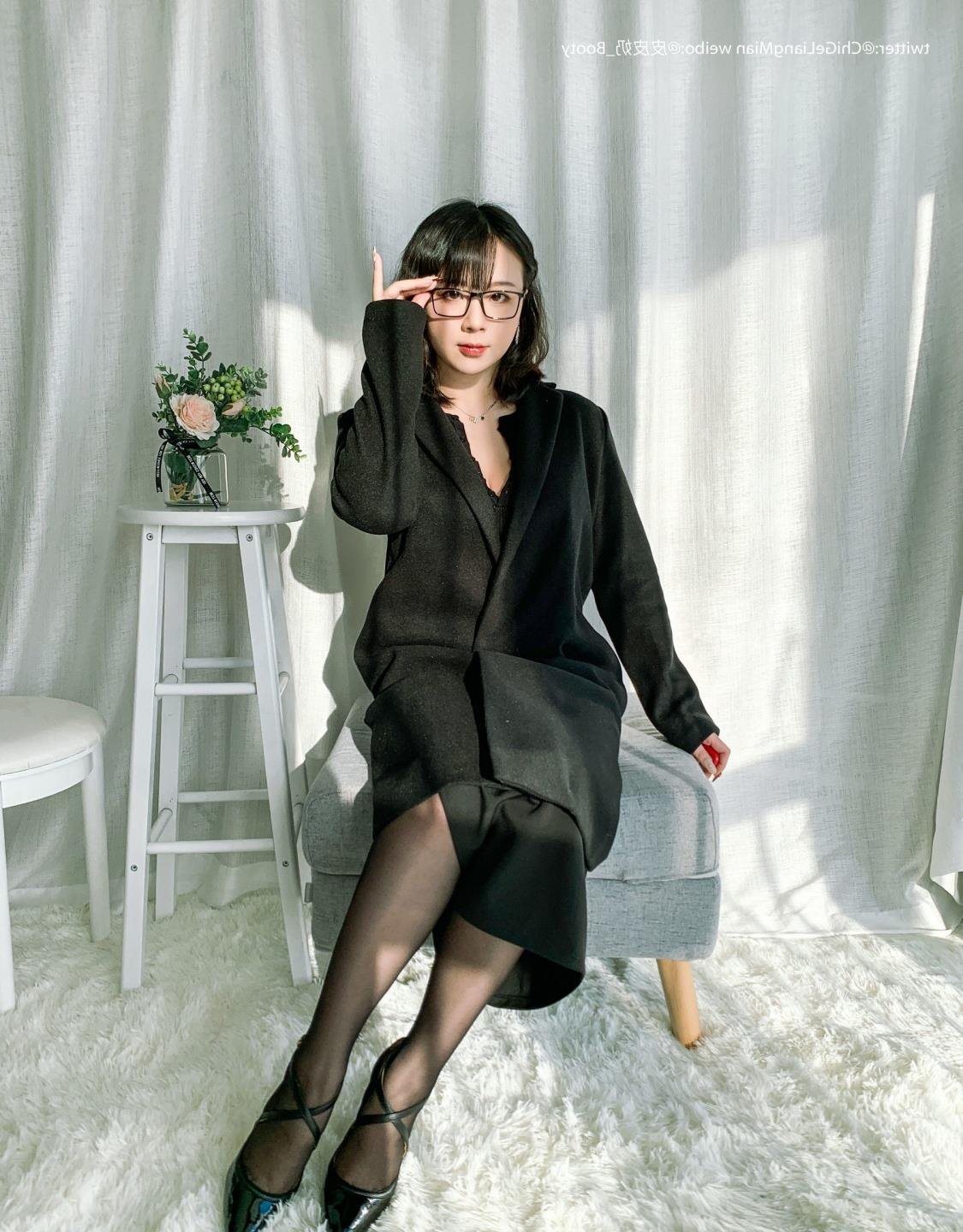 第一论坛sis001评论区迅雷下载
