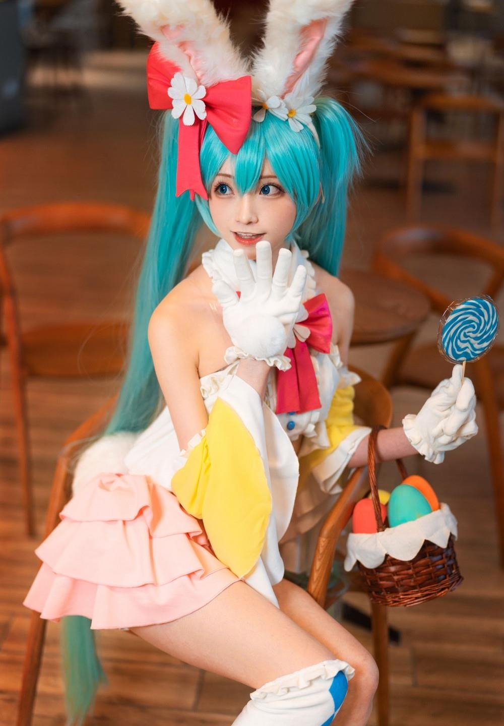 ��Ů�����ܶ����ۿ�Ѹ������