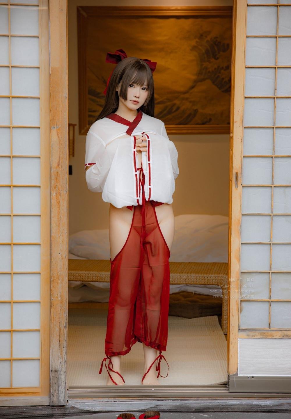 �װ׵�ӰѸ������