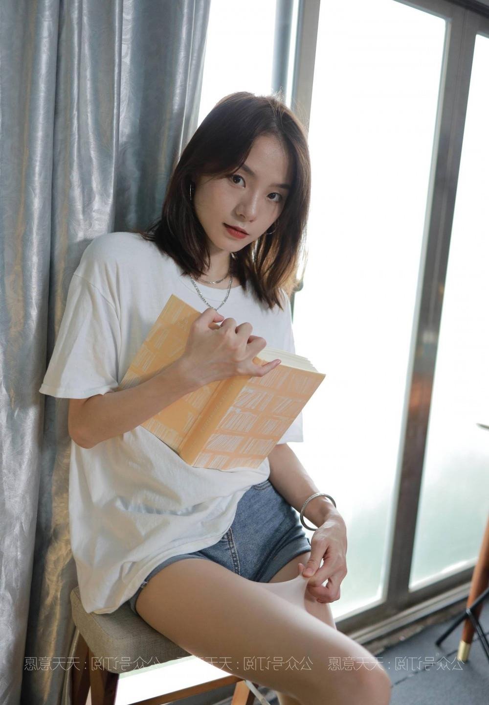 �ҵ���Ů�ϰ�txtѸ������