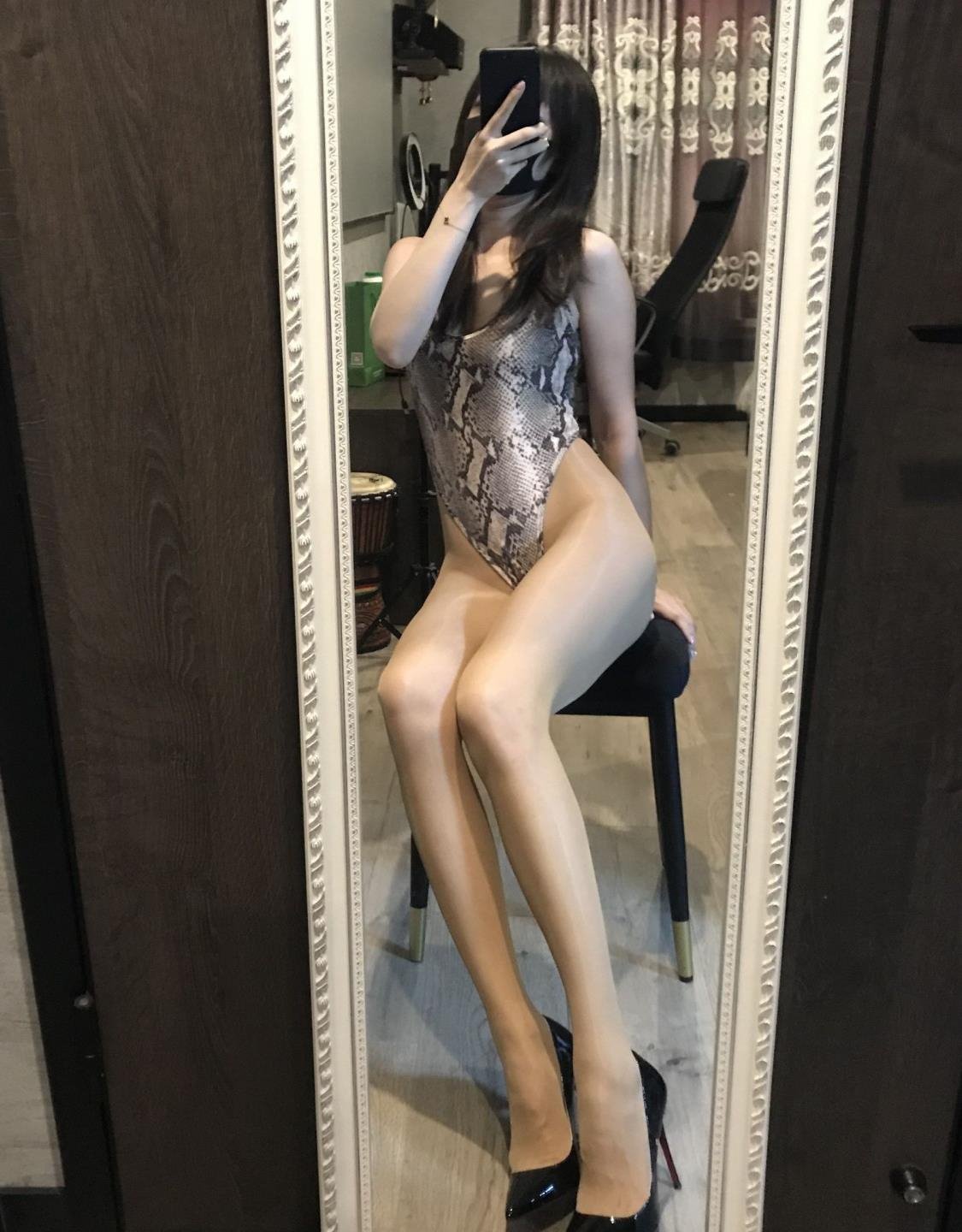 �Ӿ����￴����ôC���ͼѸ������