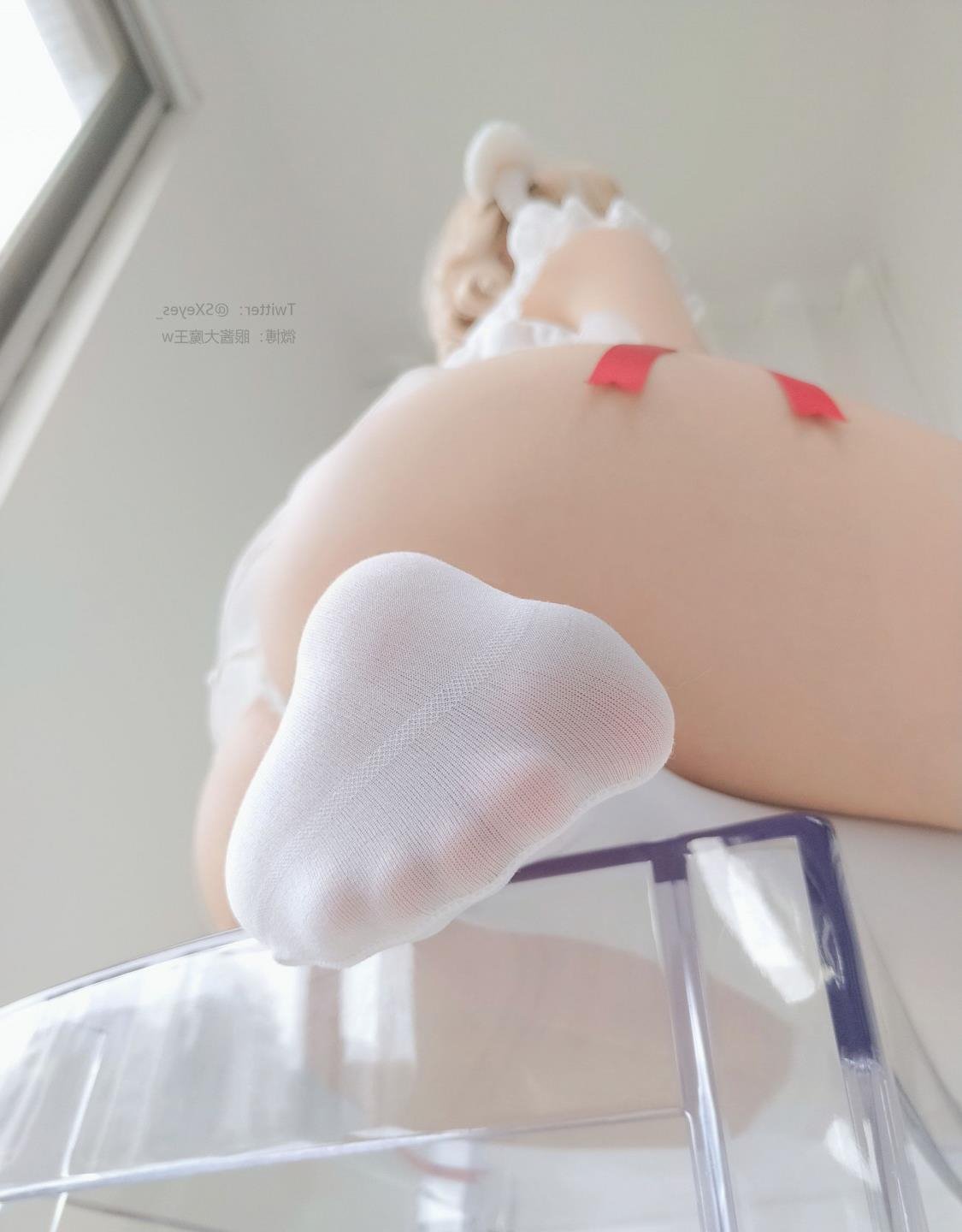 白嫩美女直冒白浆迅雷下载