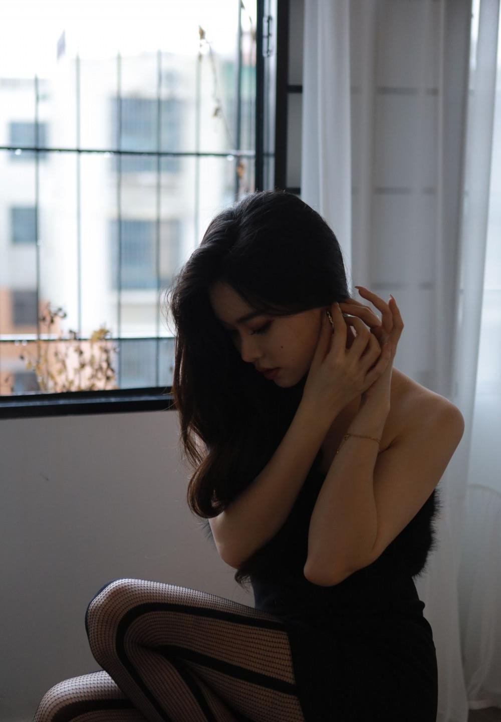 依依成年迅雷下载