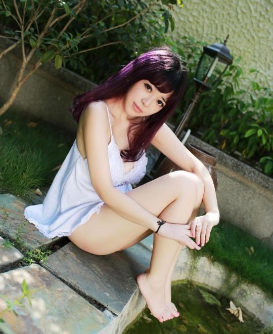 丝袜艳尸