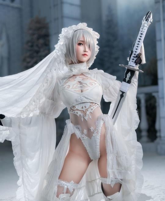 Ů��������5�к��ֽ�ͨ��Ѹ������